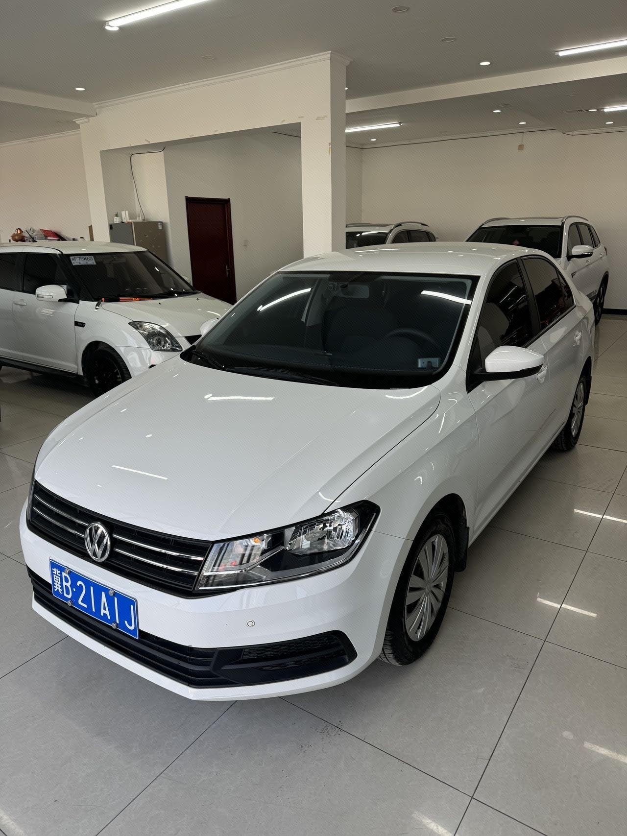Volkswagen Santana 2021 car image 