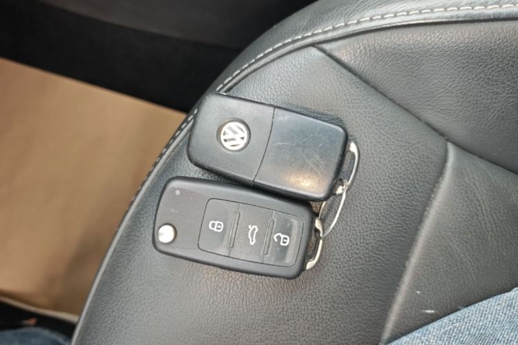 Volkswagen Lavida 2016 car image #9