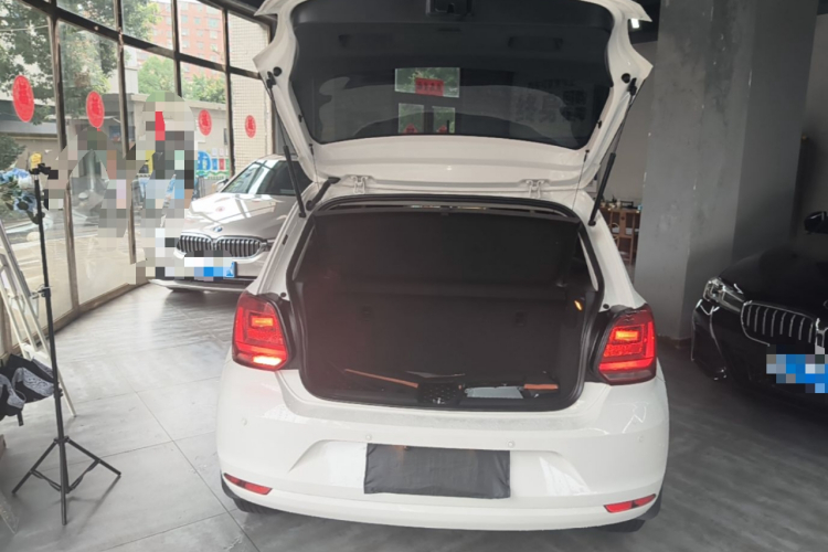 Volkswagen Polo 2017 #19 Volkswagen Polo 2017 car image #19