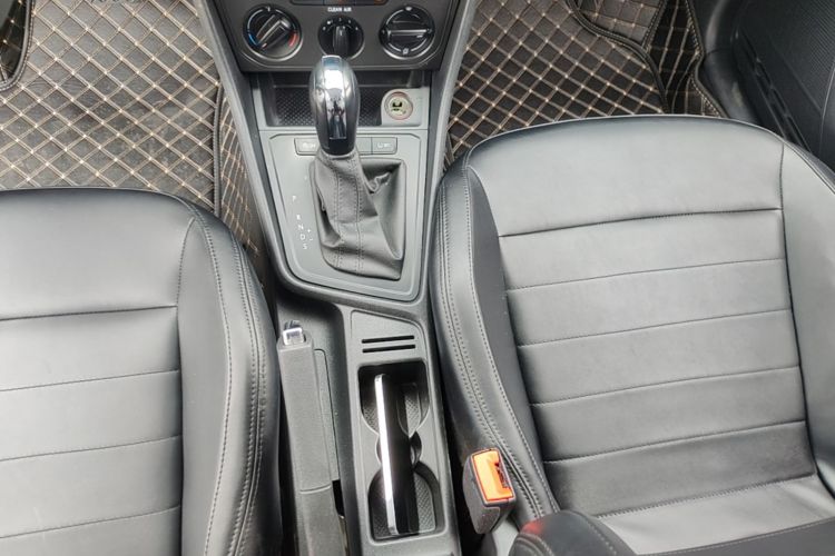 Volkswagen Lavida 2023 car image #14