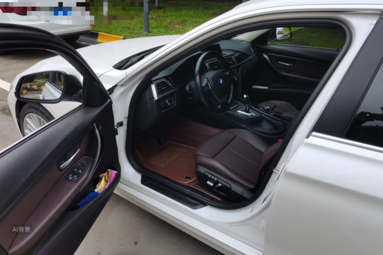 BMW 3 Series 2018 immagine di auto #18