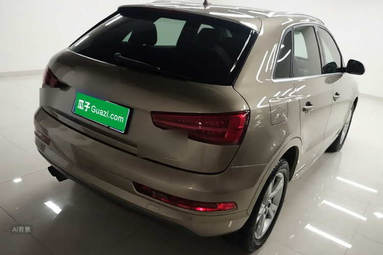 Audi Q3 2018 car image #7