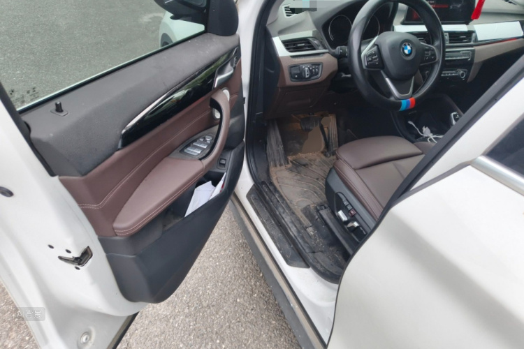 BMW X1 2020 image de voiture #18