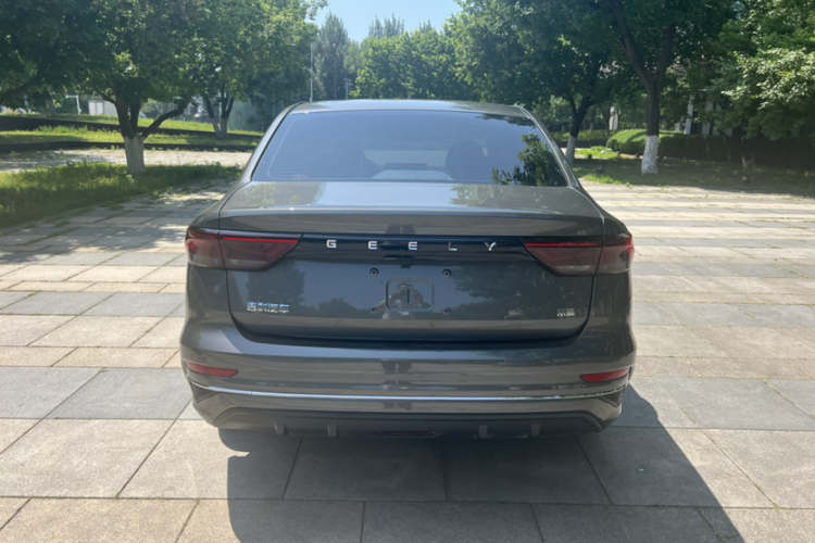 GEELY Emgrand 2024 car image #7