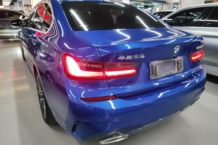 BMW 3 Series 2021 car image #4