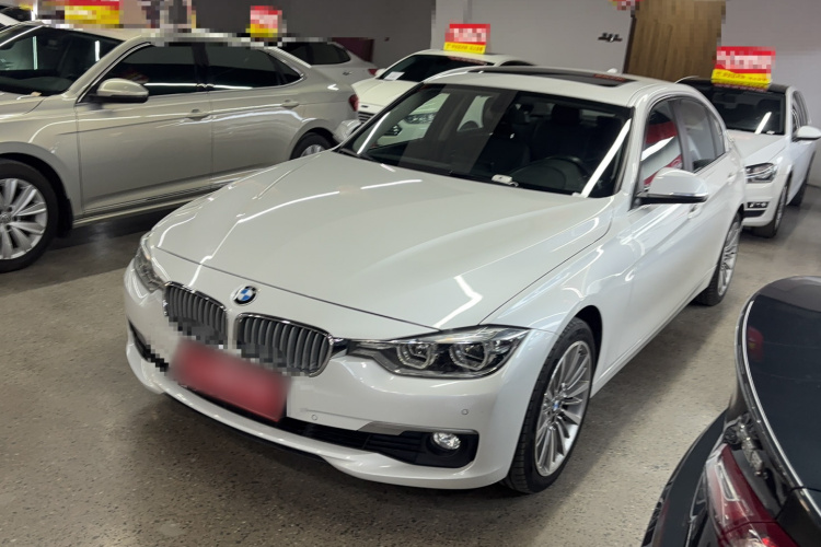 BMW 3 Series 2019 #2 BMW 3 Series 2019 car image #2