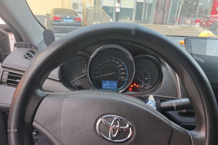 Toyota Vios 2015 #13 Toyota Vios 2015 car image #13