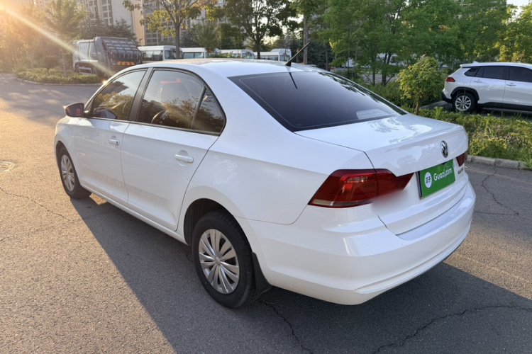 Volkswagen Santana 2019 car image #5
