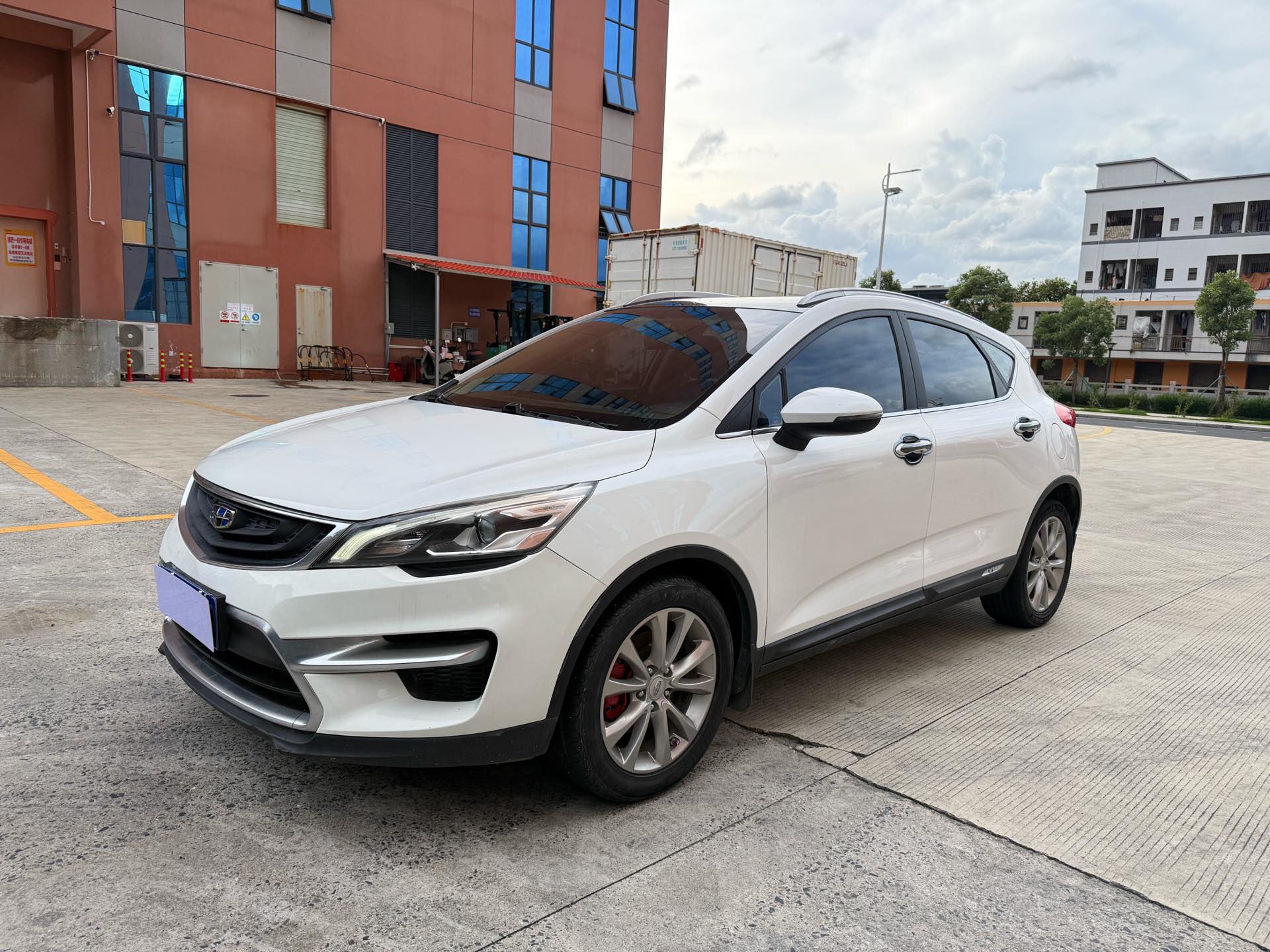 GEELY Emgrand GS 2017 car image 