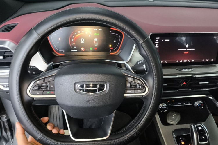 GEELY Coolray 2019 car image #15