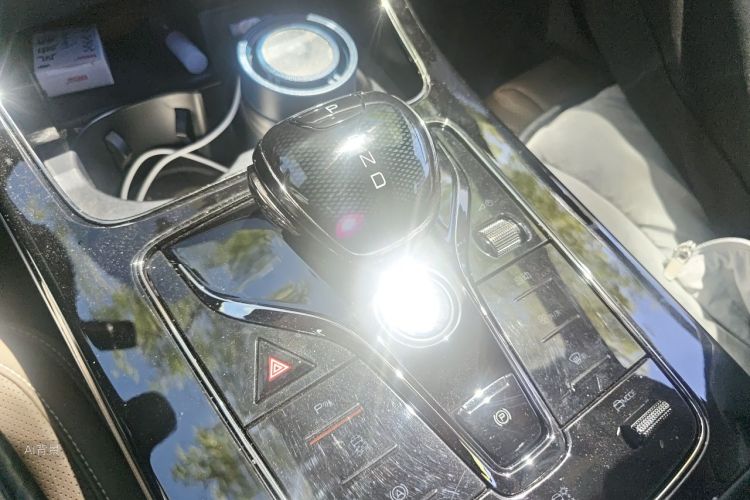 BYD Han 2023 #16 BYD Han 2023 car image #16
