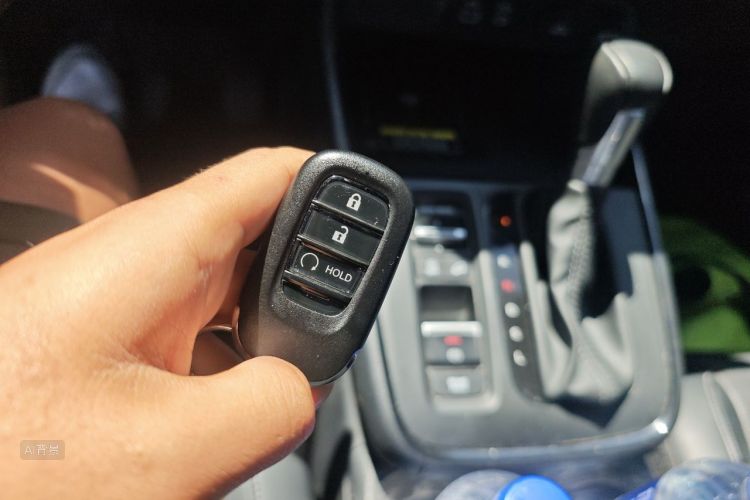 Honda CR-V 2024 car image #10