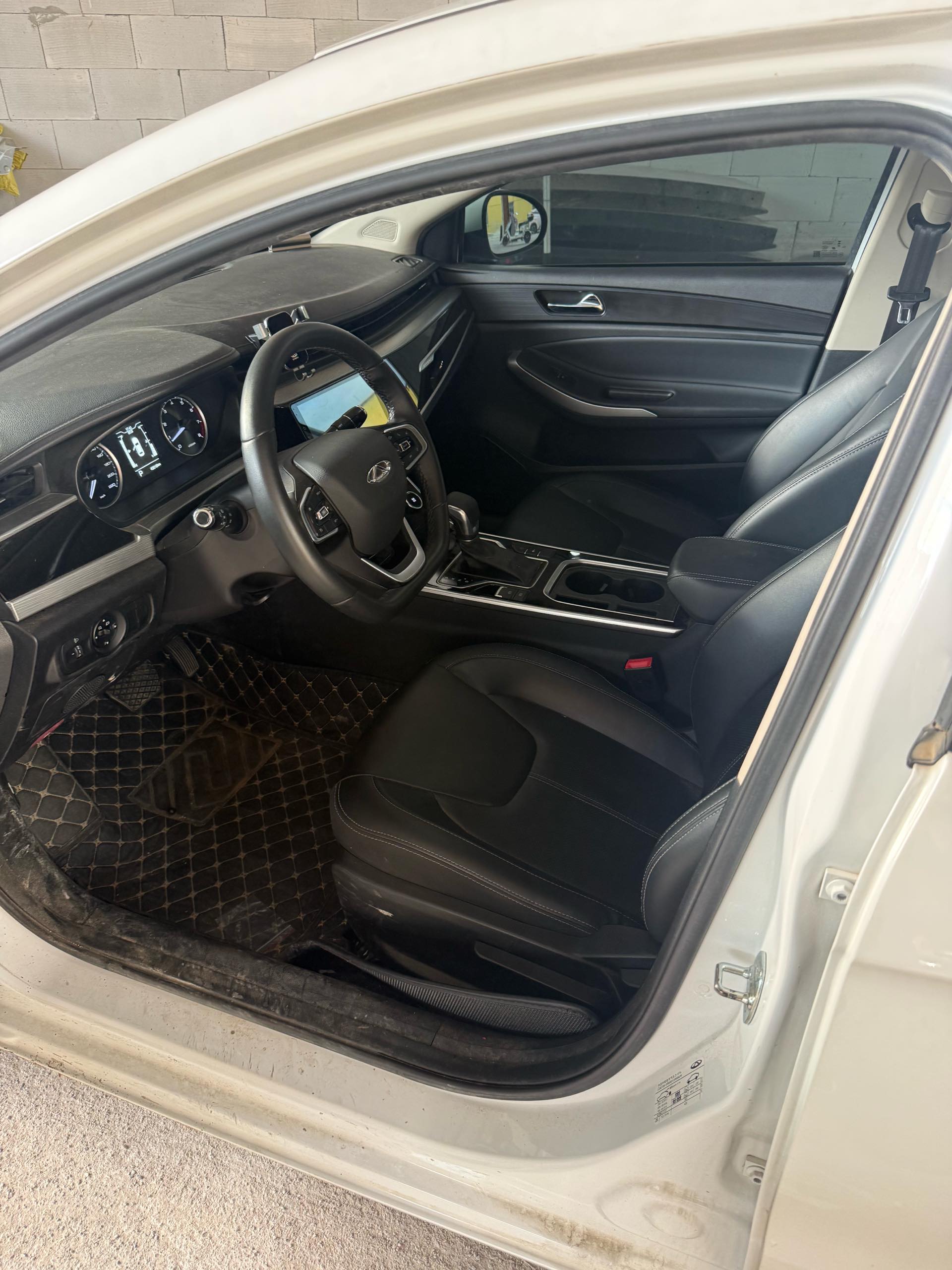 Chery Arrizo 5 2023 car image #2