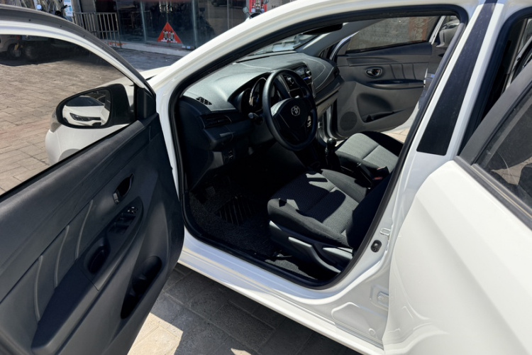 Toyota Vios 2019 صورة سيارة #11