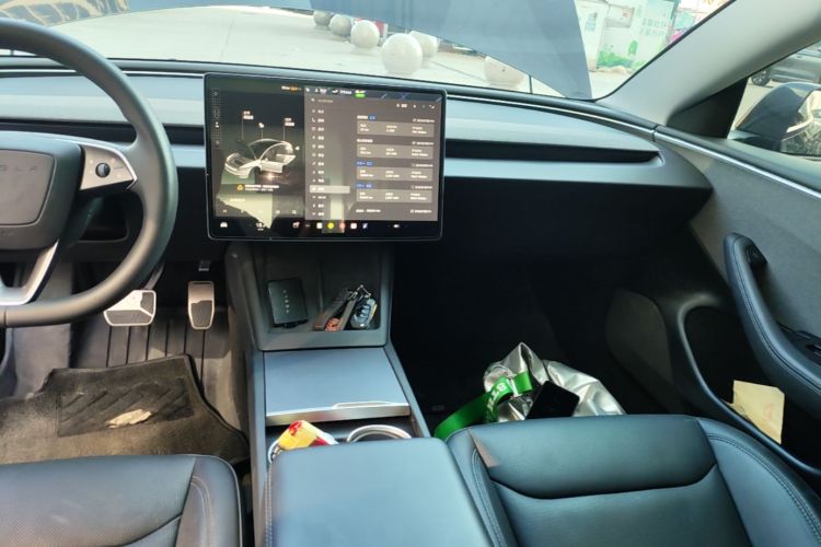 Tesla Model 3 2024 #13 Tesla Model 3 2024 car image #13