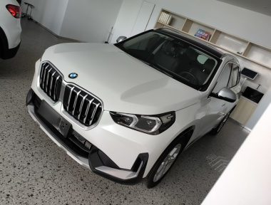 BMW X1 2023 BMW X1 2023 car image