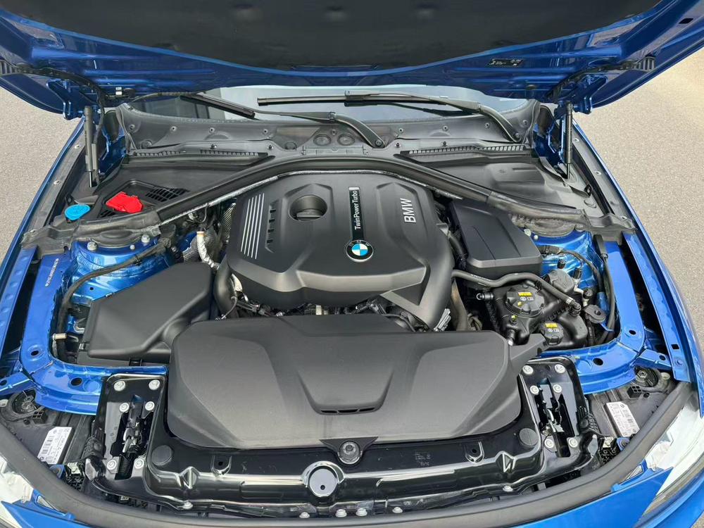 BMW 3 Series 2019 #6 BMW 3 Series 2019 car image #6