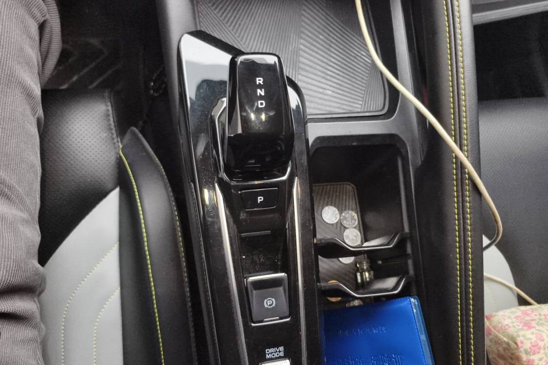 GEELY Coolray 2023 #27 GEELY Coolray 2023 car image #27