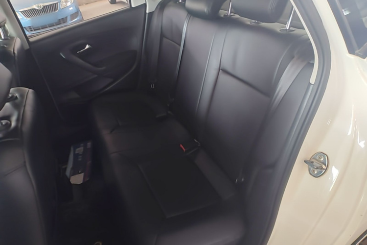 Volkswagen Polo 2018 #17 Volkswagen Polo 2018 car image #17