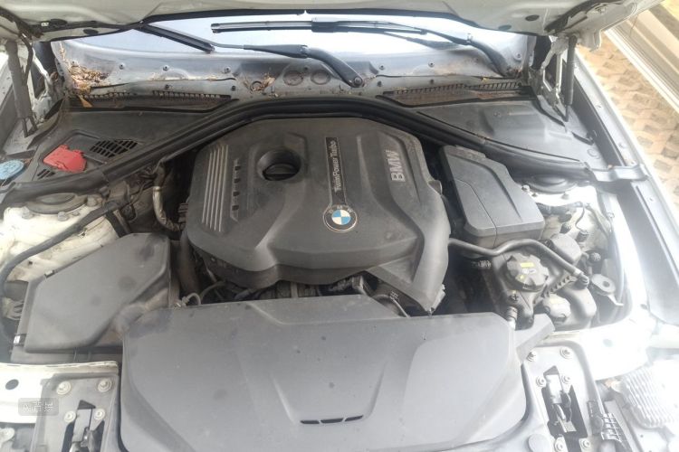 BMW 3 Series GT 2018 #22 BMW 3 Series GT 2018 car image #22