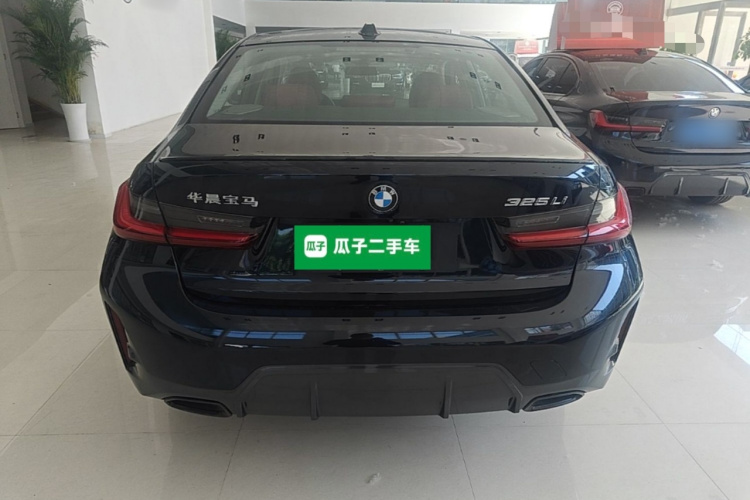 BMW 3 Series 2025 #6 BMW 3 Series 2025 car image #6