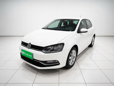 Volkswagen Polo 2015 immagine di auto 