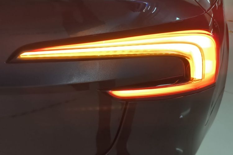 Tesla Model 3 2024 #8 Tesla Model 3 2024 immagine di auto #8