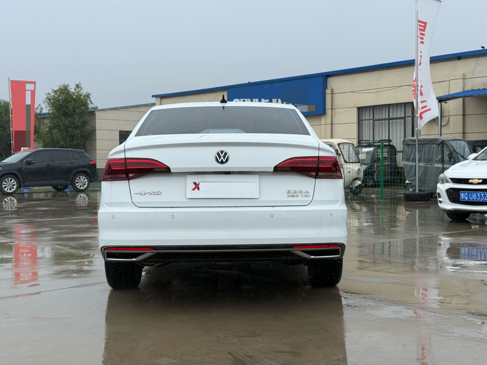 2021 car image #2