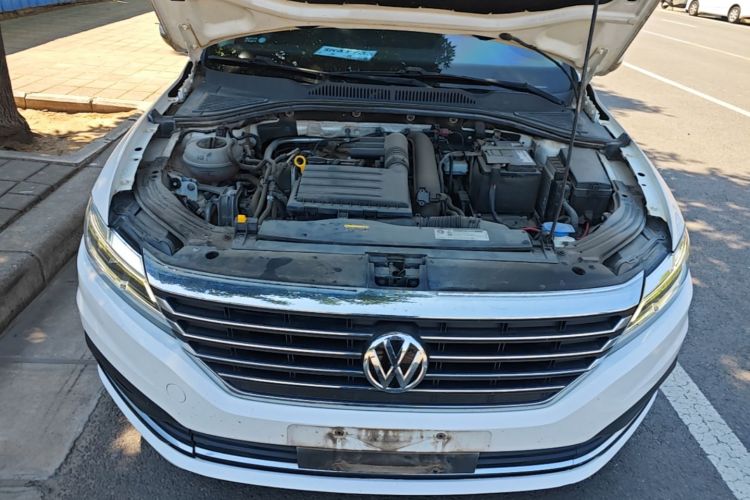 Volkswagen Lavida 2018 car image #20