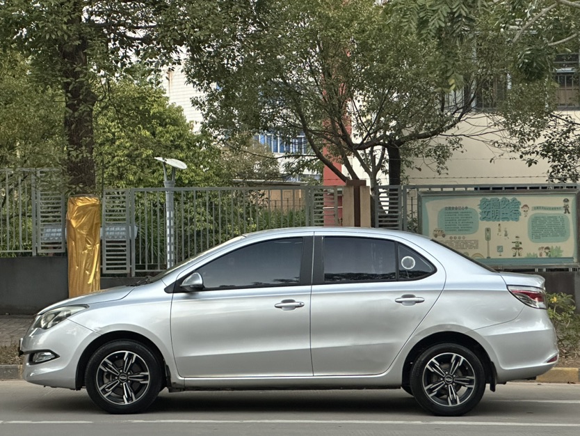 Chery Arrizo 3 2015 immagine di auto #9