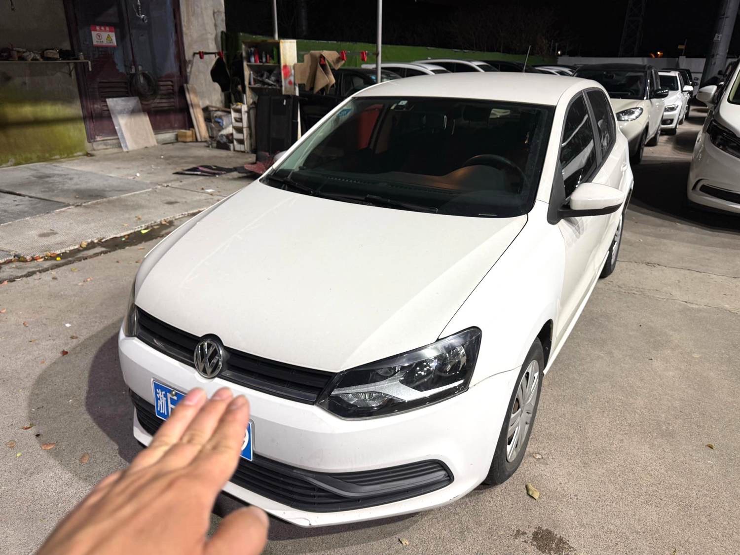 Volkswagen Polo 2018 Volkswagen Polo 2018 car image
