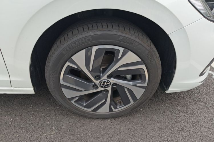 Volkswagen Bora 2025 car image #9