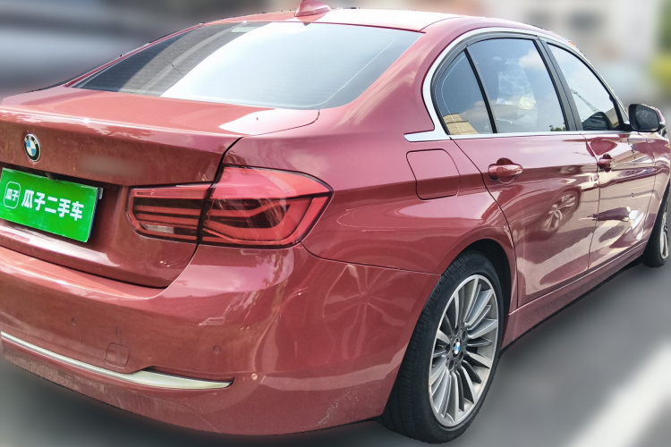 BMW 3 Series 2019 car image #7