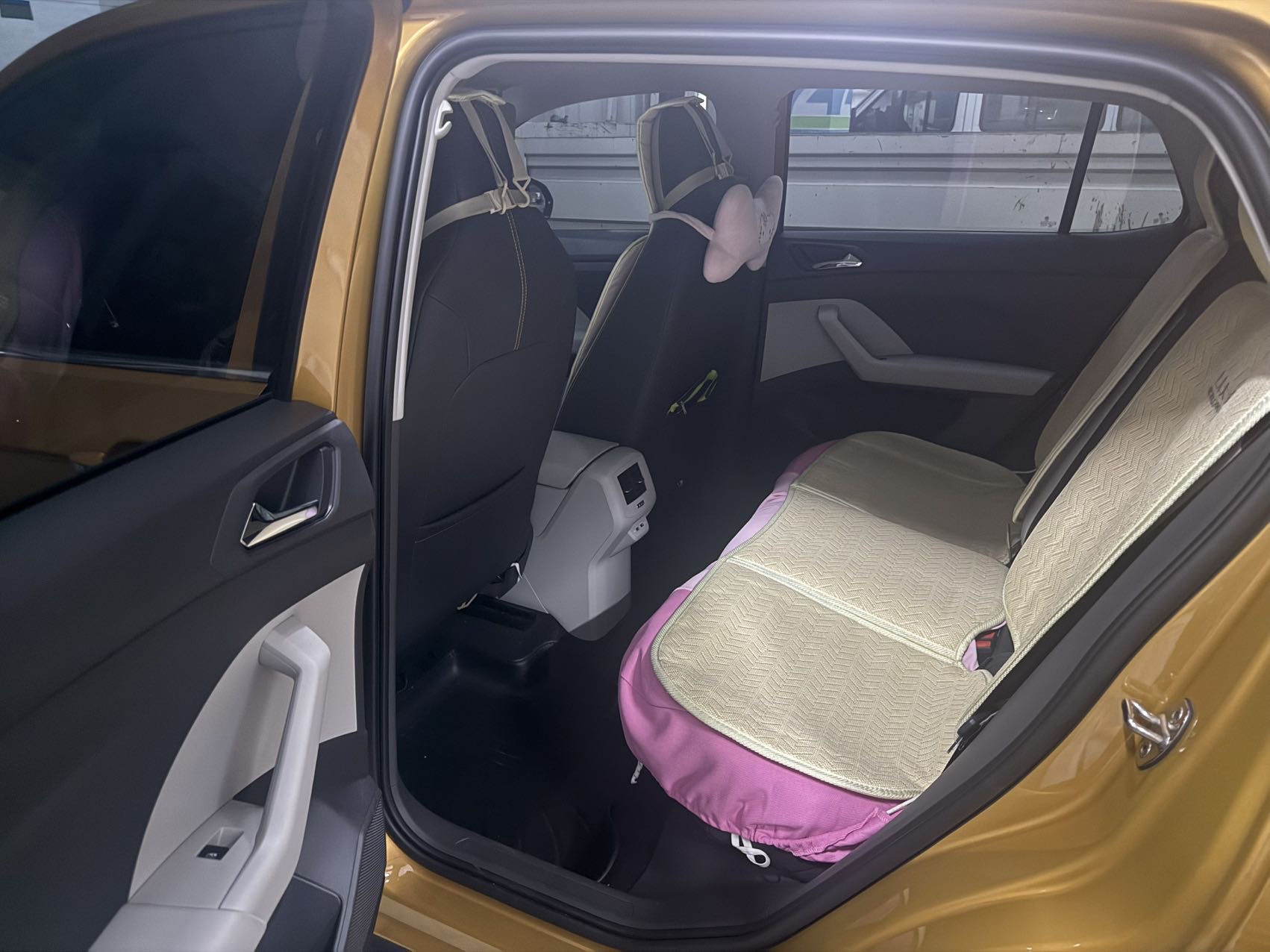 Volkswagen T-Cross 2021 #4 Volkswagen T-Cross 2021 car image #4