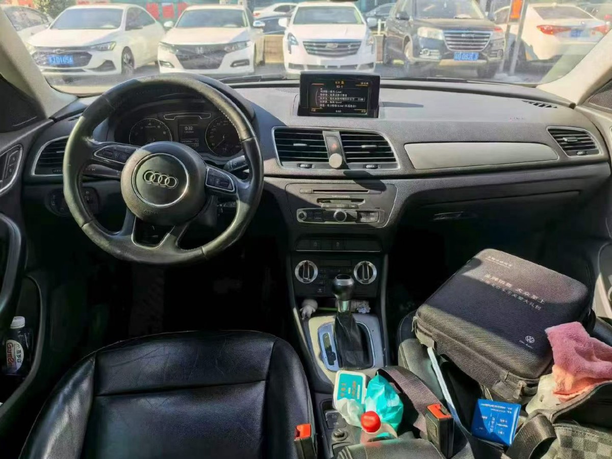 Audi Q3 2015 #4 Audi Q3 2015 car image #4