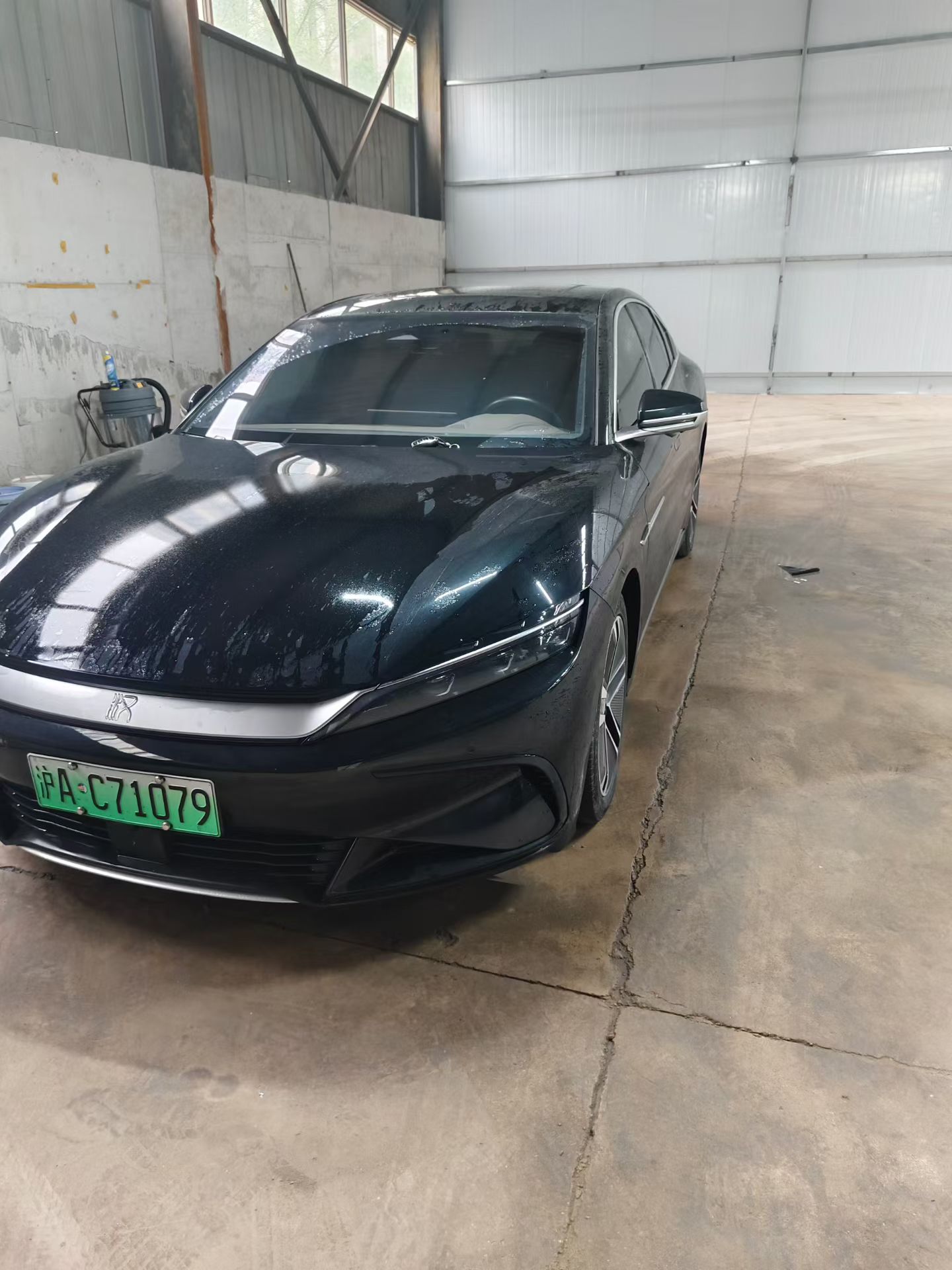 BYD Han 2023 car image 