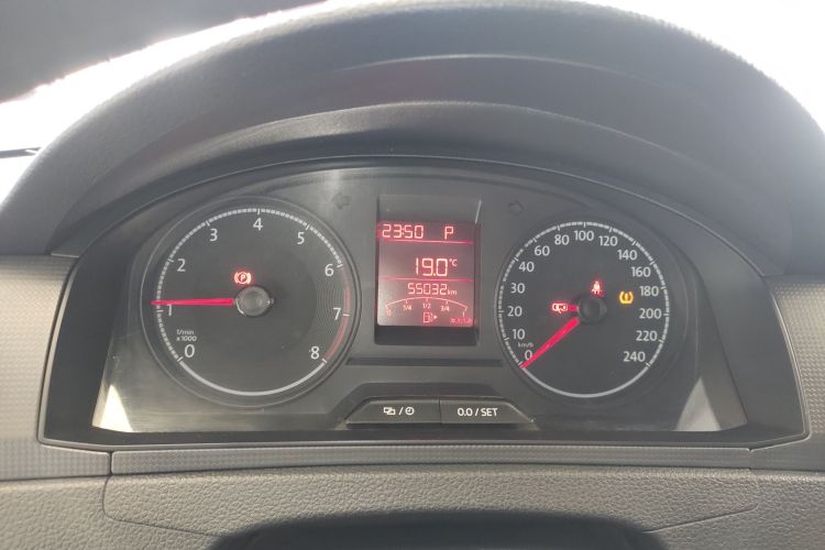 Volkswagen Santana 2022 car image #16