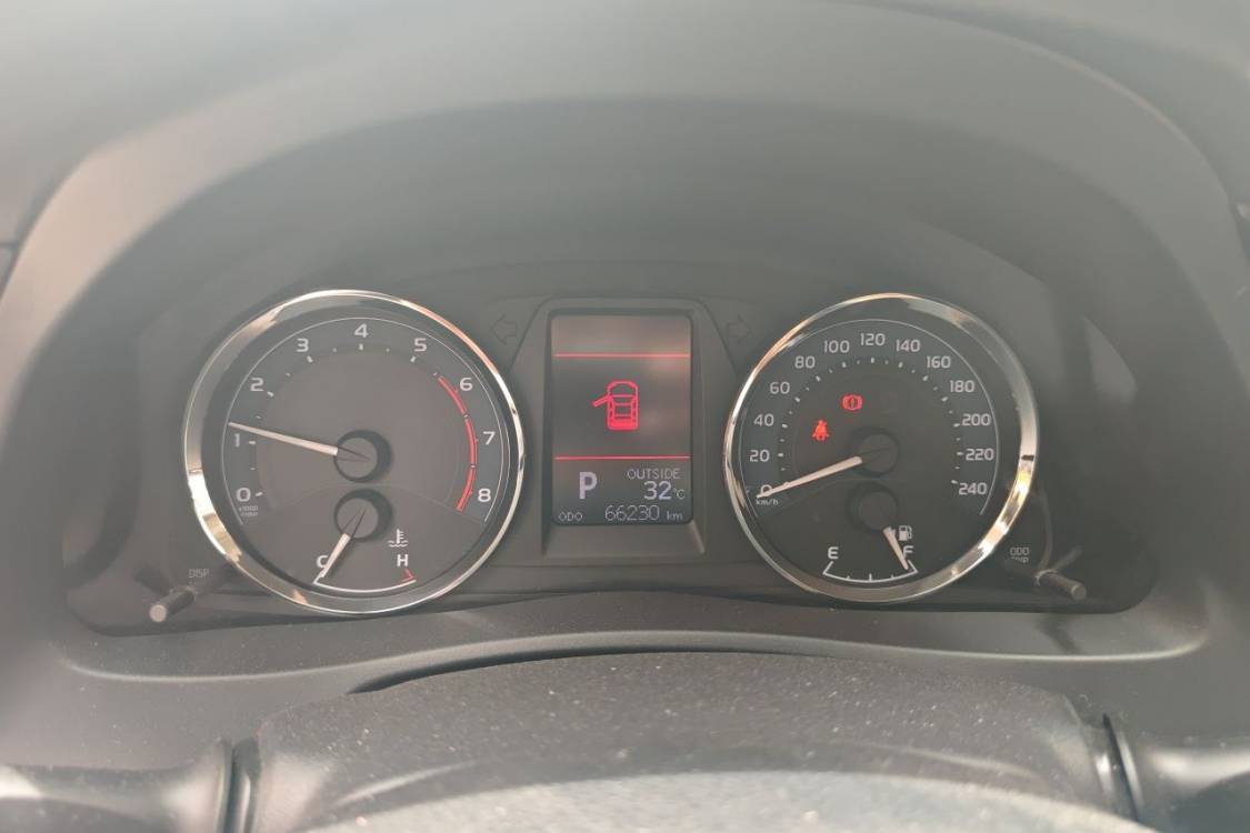Toyota Corolla 2018 #24 Toyota Corolla 2018 car image #24