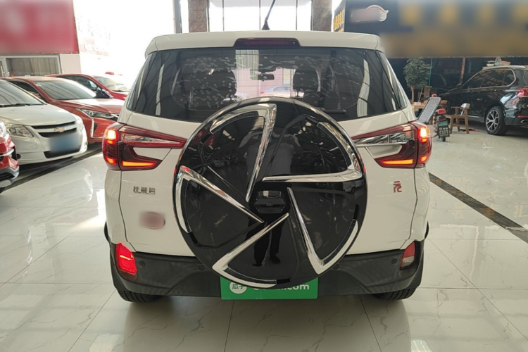 BYD Yuan 2017 изображение автомобиля #4