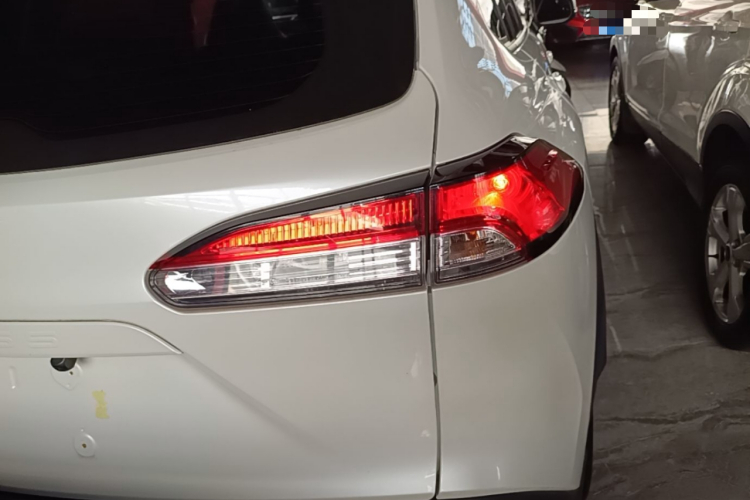 Toyota Corolla Cross 2024 car image #8