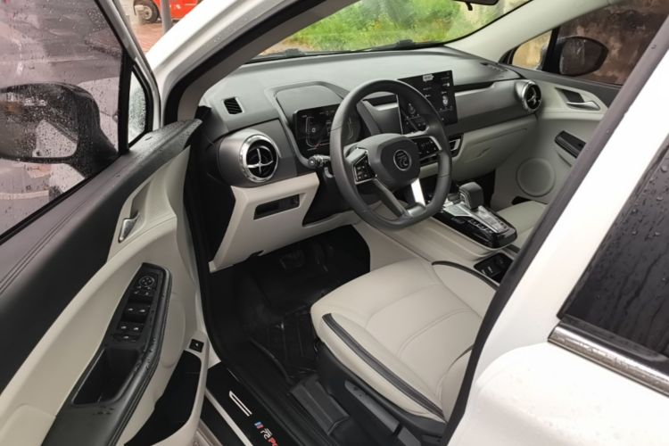 BYD Yuan Pro 2021 car image #16