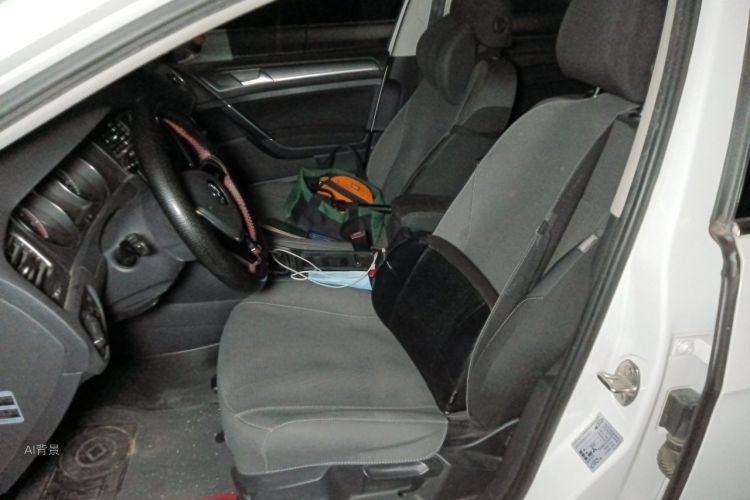 Volkswagen Golf 2015 car image #17