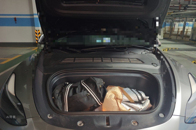 Tesla Model Y 2023 car image #22