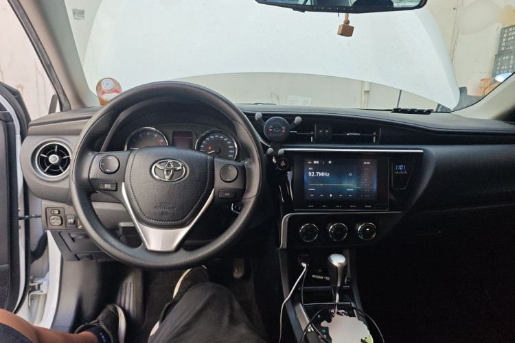 Toyota Corolla 2019 car image #7