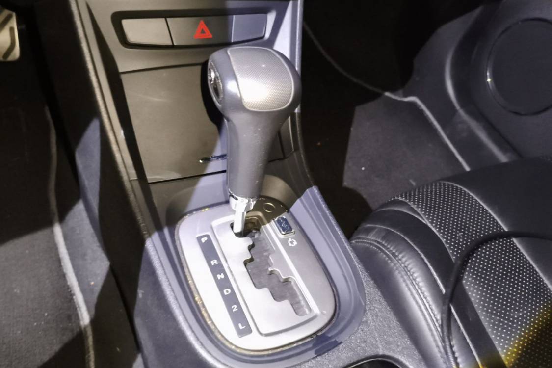 MG 5 2014 car image #27