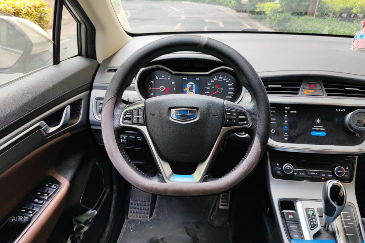 GEELY Emgrand GS 2019 immagine di auto #12