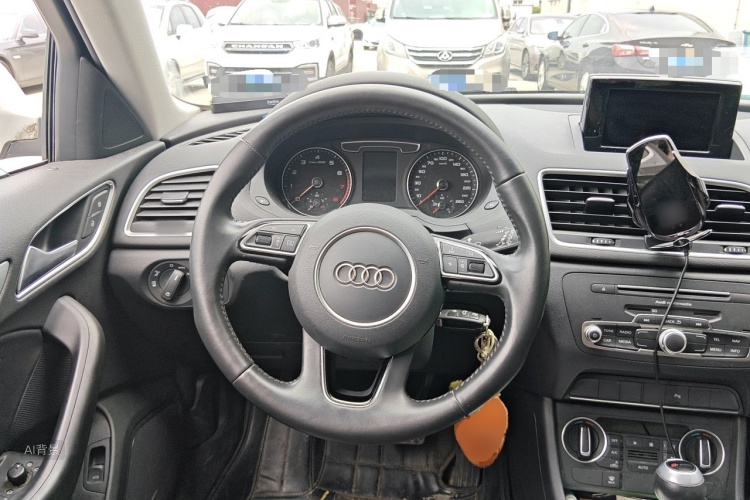 Audi Q3 2018 #12 Audi Q3 2018 car image #12