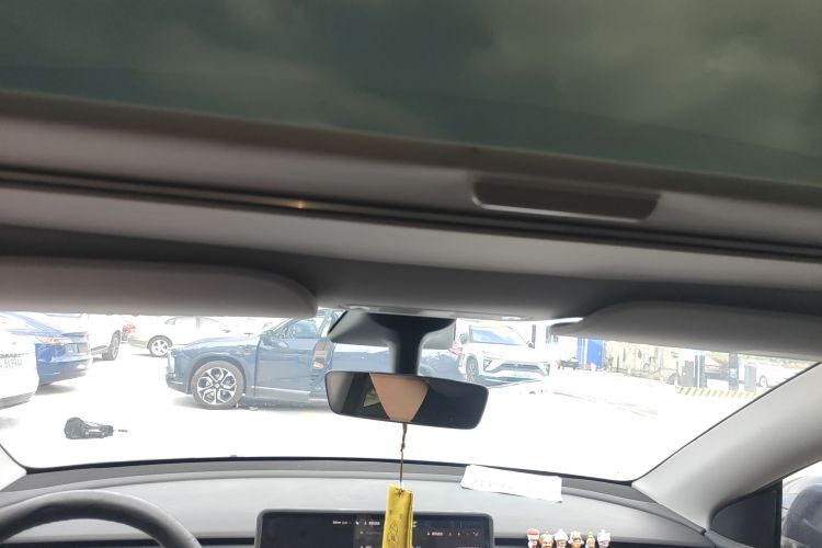 Tesla Model Y 2021 #18 Tesla Model Y 2021 car image #18