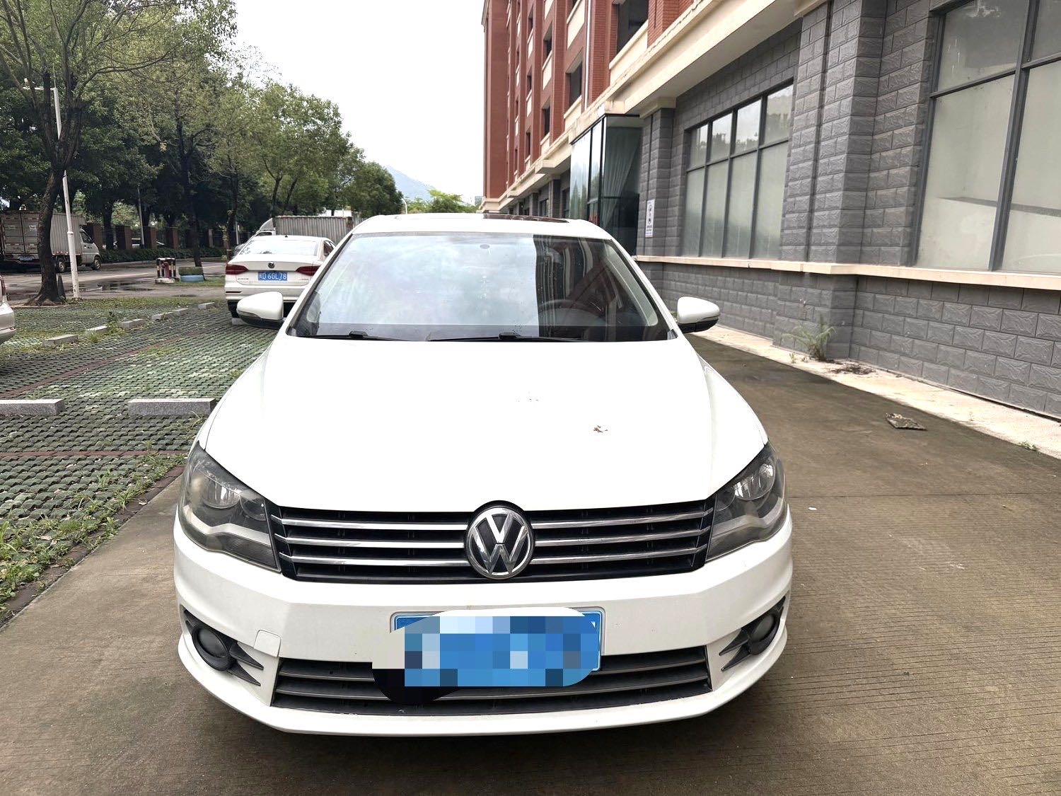 Volkswagen Bora 2015 car image #2