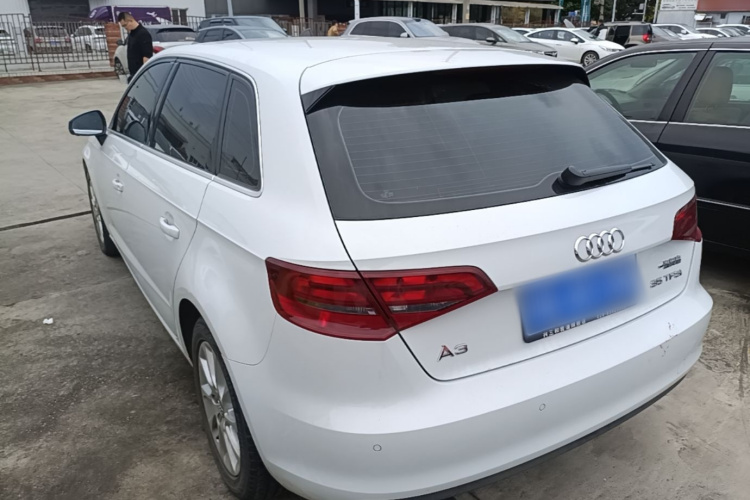 Audi A3 2017 car image #5